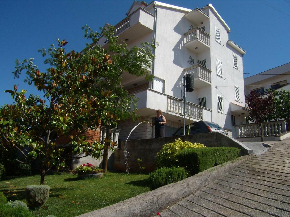 Apartment Zelencic Кали Экстерьер фото